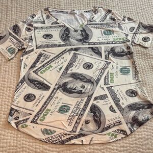 Chic Currency Print Long Sleeve Tee